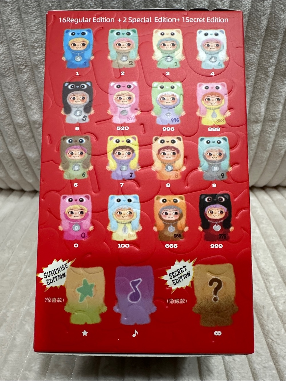 WAKUKU - On A Roll Series Vinyl Plush. New. Not opened. You could get a secret! - Picture 2 of 9